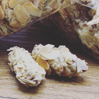 Au Château Chocolat Amaretto truffels
