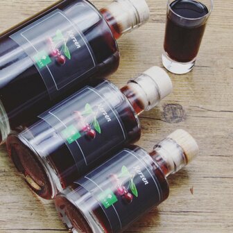 Uugst Kersen likeur (10cl)