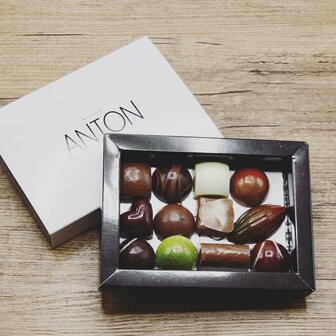 Chocolatier Anton Pralines (12 stuks)
