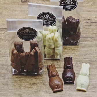 Au Ch&acirc;teau Chocolat Gevulde paashaasjes (6 stuks)