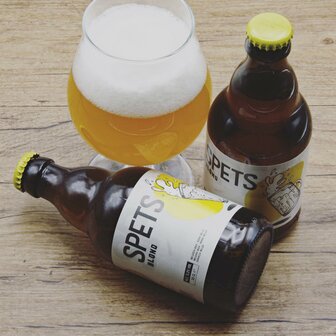 De Hoevebrouwers Spets (33cl)