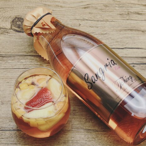 Tching Rosé sangria