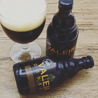 Contreras Valeir Donker (33cl)