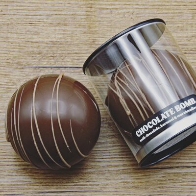 Bon Appetine Chocolate bomb melkchocolade, karamel & marshmallows (1 stuk)