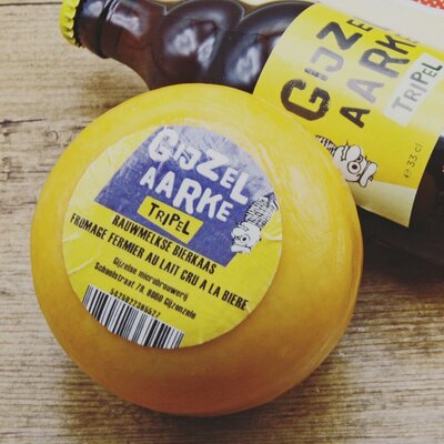 De Vierhoekhoeve Gijzelaarke bierkaas (bolletje van 650g)