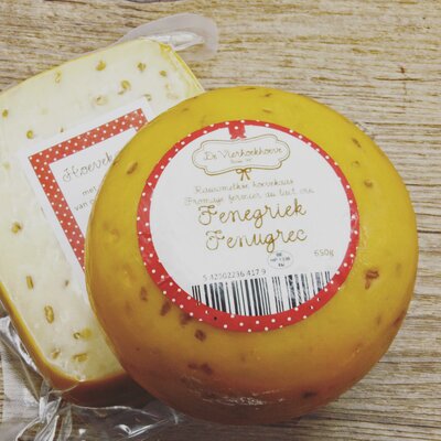 De Vierhoekhoeve Hoevekaas met fenegriek (bolletje van 650g)