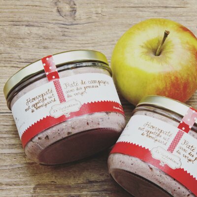 De Vierhoekhoeve Hoevepaté met appeltjes (200g)